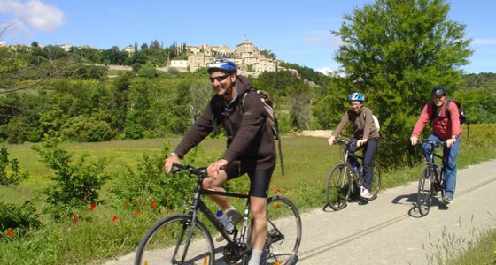 Cycling in Provence © Walk Inn Provence